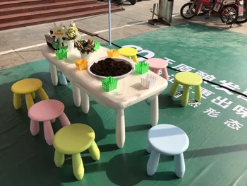 Пластиковый детский столик для чтения, рисования, перекуса, дошкольного учреждения, детского сада и игровой комнаты, стола и стула для малышей