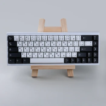 Подставка для клавиатуры из сосны с клавиатурами